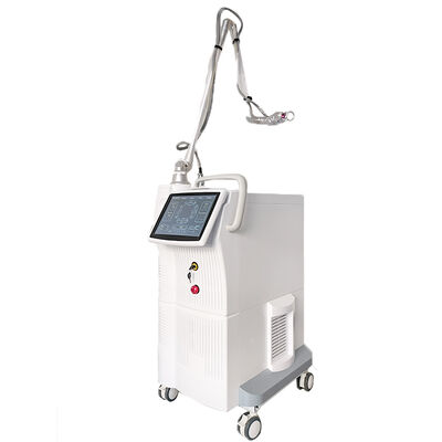 O LCD indica a máquina fracionária médica do laser do CO2