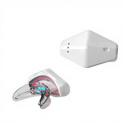 Bom preço Os dentes portáteis que claream a máquina conduzida/alvejante dental fazem à máquina a garantia de 1 ano on-line